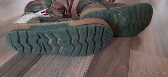 Tenisky, topánky, papuče, slip on, gumáky – rôzne veľkosti - 12