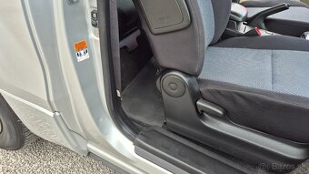 Suzuki Grand Vitara 1.9 DDiS JX - 12