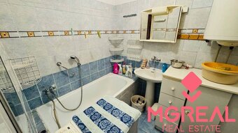 Na predaj 3 i byt s loggiou v Chynoranoch 74 m2 - 12