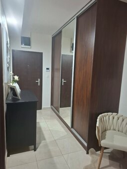 3 IZBOVY BYT - 84m2 - KOMPLET REKONŠTRUKCIA - ZARIADENÉ - 12