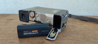 Videokamera JVC - 12