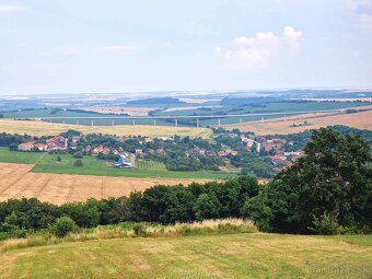 Predaj pozemku vo viniciach,  Hosťová. Výhradne u nás . - 12