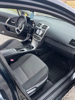 Toyota avensis kombi 2.0 91 kW chip na 110 kw - 12