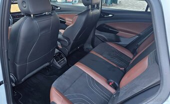 VW ID.4 Pro Performance 82 kw - 12