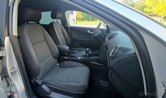 Audi A3 Sportback 1.9 TDI Attraction - 12