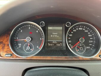 Predám Volkswagen Passat B7 2.0 TDI 103 KW - 12