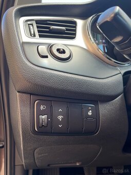 KIA Ceed - 12