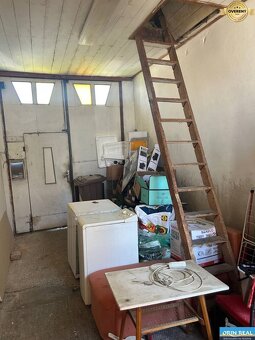 Na predaj starší rodinný dom v obci Budmerice 541m2 - 12