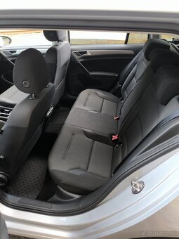 Golf 7 2.0 tdi 110 kw M6 - 12