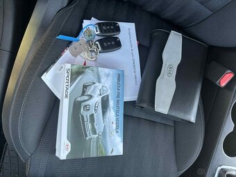 Sportage 1.7crdi - 12