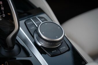 BMW 530E M SPORT SALOON PHEV XDRIVE - 12