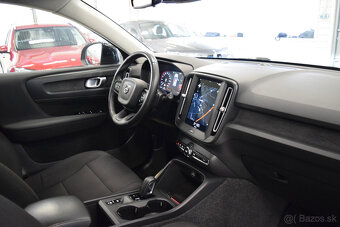 Volvo XC40 T2 MOMENTUM AUTOMAT-DPH 2022 - 12