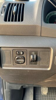 Toyota Corolla Verso 1.6 benzín - 12