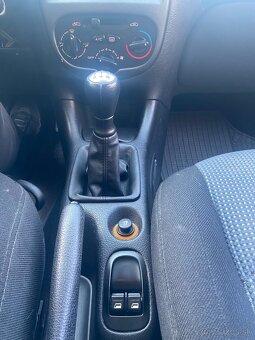 Peugeot 206 1.4 55kw 102000km - 12