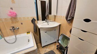 VIVAREAL PRENÁJOM Atraktívny 2 izb. byt, s 2 balkónmi, kom - 12