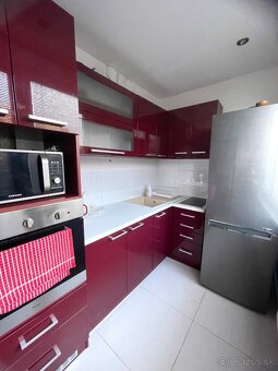 Prenájom: 2 izbový byt blízko centra Levíc - 12