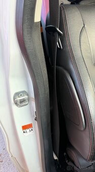 Suzuki Vitara 1.6 4x4 - 12