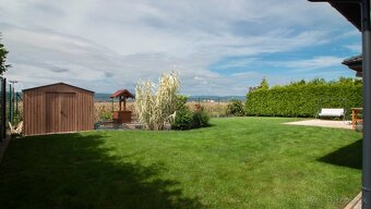 Plne zariadený bungalov s nádherným výhľadom na Karpaty - 12