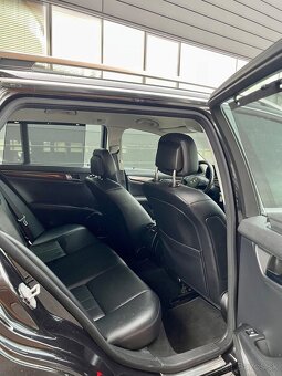 Mercedes C320 4-matic - 12