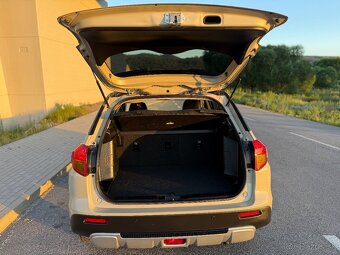 Suzuki Vitara 1.6 benzin Elegance 4WD automat - 12