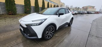 Toyota C-HR 2.0-l-VVT-i Hybrid - plug-in - 12