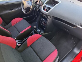 Peugeot 207 1.4 16V benzin - 12
