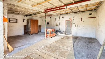 FINREA | Dvojgaráž v obci Istebné - 12