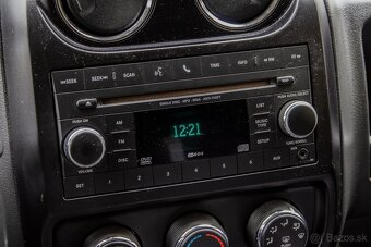 Jeep Compass 2,2 TDi - 12