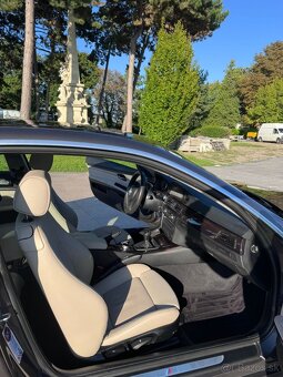 BMW 320d 3 Coupé 2011 - 12