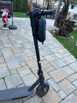 Xiaomi Mi Electric Scooter Pro 2 - 12