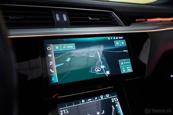 Audi e-tron 55 300kW S-line DigiLED Matrix NightV Pano Tažné - 12