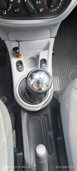 Citroën C 3 - 12