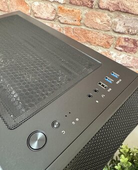 Ryzen 7 3800XT \16GB\RTX 2080Ti\SSD\850W Zdroj - 12
