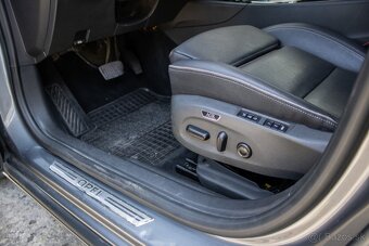 Opel Insignia 2.0 CDTI S S Innovation AT8 - 12