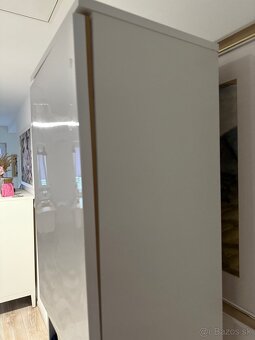 Predám kúpeľňový nábytok, umývadlo s batériou - 12