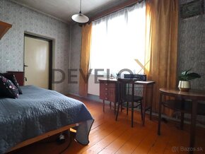 Dve stavebne parcely s rozhlohou 2025 m² s rodinnym domom - 12