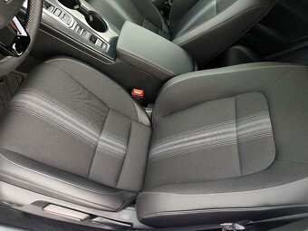 HONDA CIVIC 2.0 e:HEV SPORT - 12