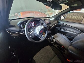 Fiat Tipo Coss 2021 - 12