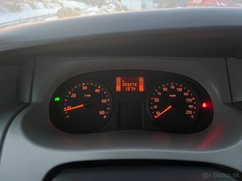 Renault Trafic 9-miest - 12