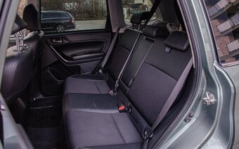 Subaru Forester 2.0D-L CVT Comfort - 12