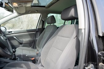 Volkswagen Golf V - 12