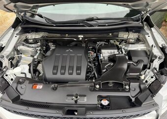 Mitsubishi Eclipse Cross 1,5T-i Active ,automat , Tažné - 12