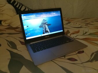 Asus ZenBook. Intel i7. 13,3 FHD dotyková. Nová baterka. - 12