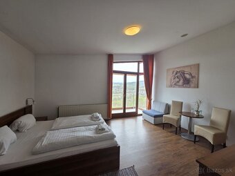 TARGETreal | NA PREDAJ Nádherný HOTEL PANORÁMA s rešt - 12