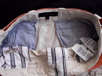 Tommy Hilfiger pánske krátke cargo nohavice M - 12