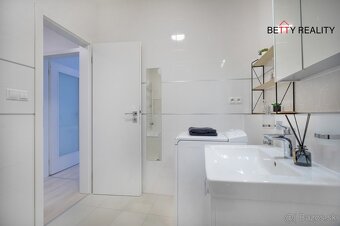 2i byt, BA – Ruž,RUŽINOVSKÁ - moderný,zariadený, KLÍMA - 12