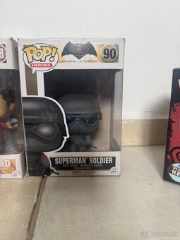 Funko pop - 12