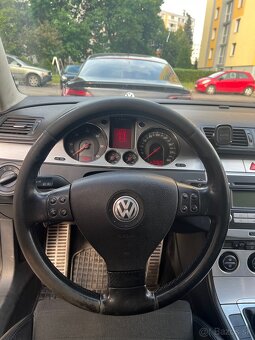 Volkswagen Passat b6 2.0tdi 103kw 2007 - 12