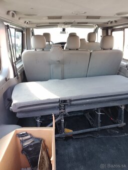 Opel vivaro long 2,0dci - 12