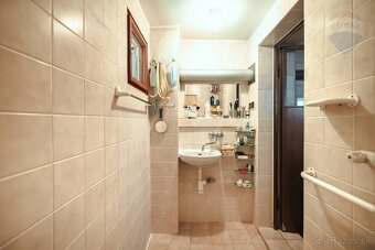 PREDAJ: celoročne obývateľná chata, pozemok 458 m2, Malý Dra - 12